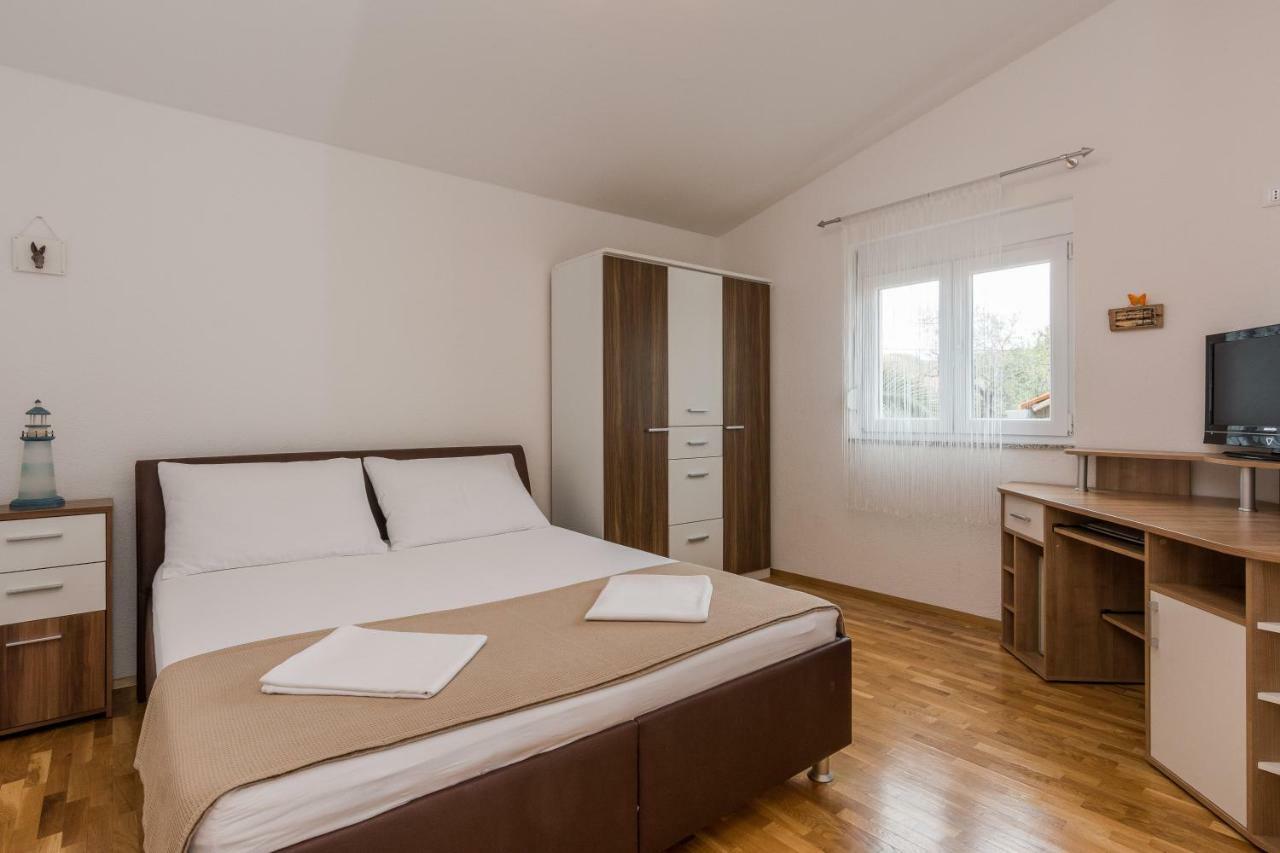Apartment Natalie Sea View With 3 Bedrooms And Everything Is Air-Conditioned 살리 외부 사진