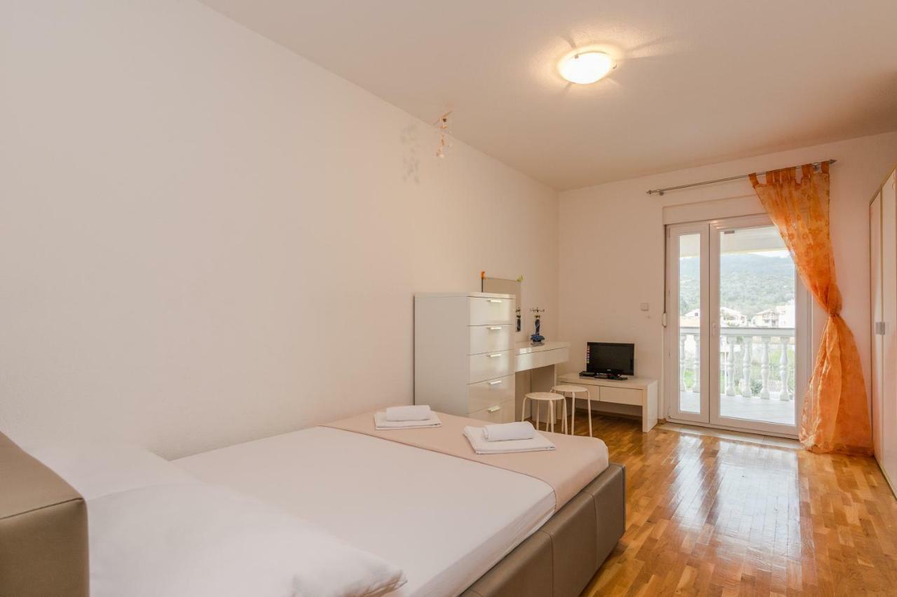 Apartment Natalie Sea View With 3 Bedrooms And Everything Is Air-Conditioned 살리 외부 사진