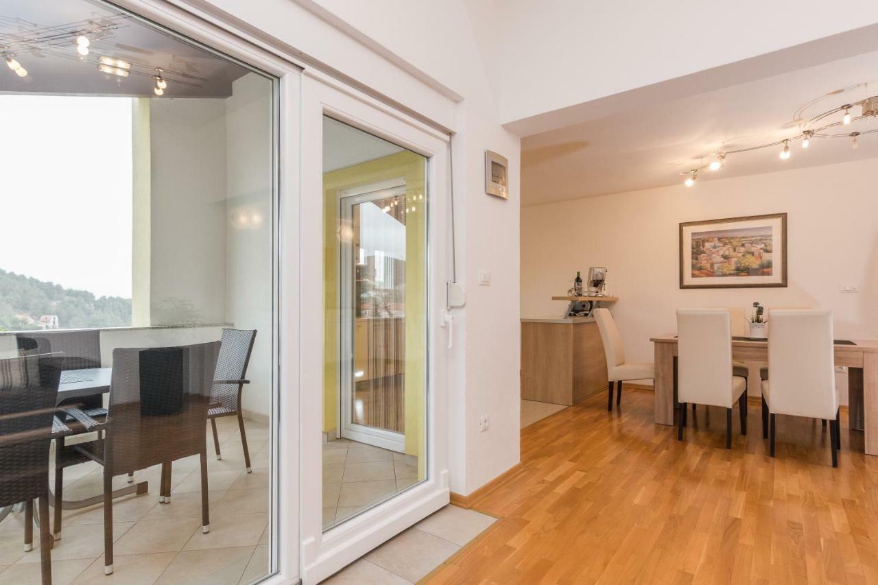 Apartment Natalie Sea View With 3 Bedrooms And Everything Is Air-Conditioned 살리 외부 사진